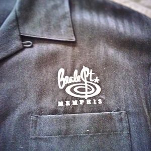 A black with white lettering XL Dragonfly Clothing Company Beale St short sleeve